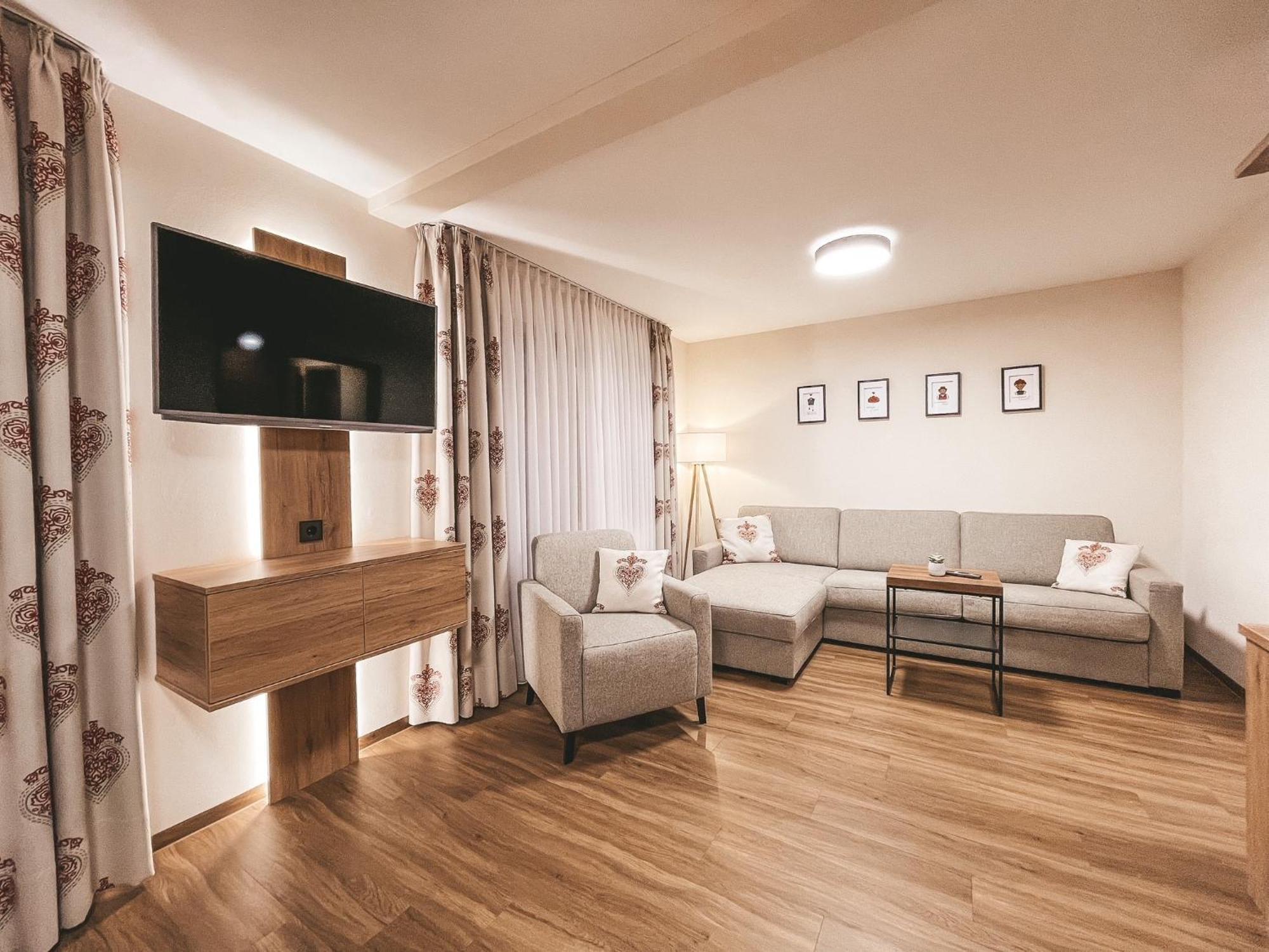 Hotel Badischer Hof بِبيراخ المظهر الخارجي الصورة